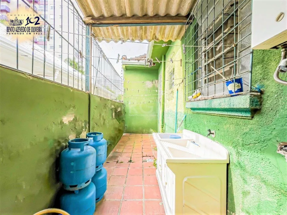 Casa, 3 quartos, 212 m² - Foto 2
