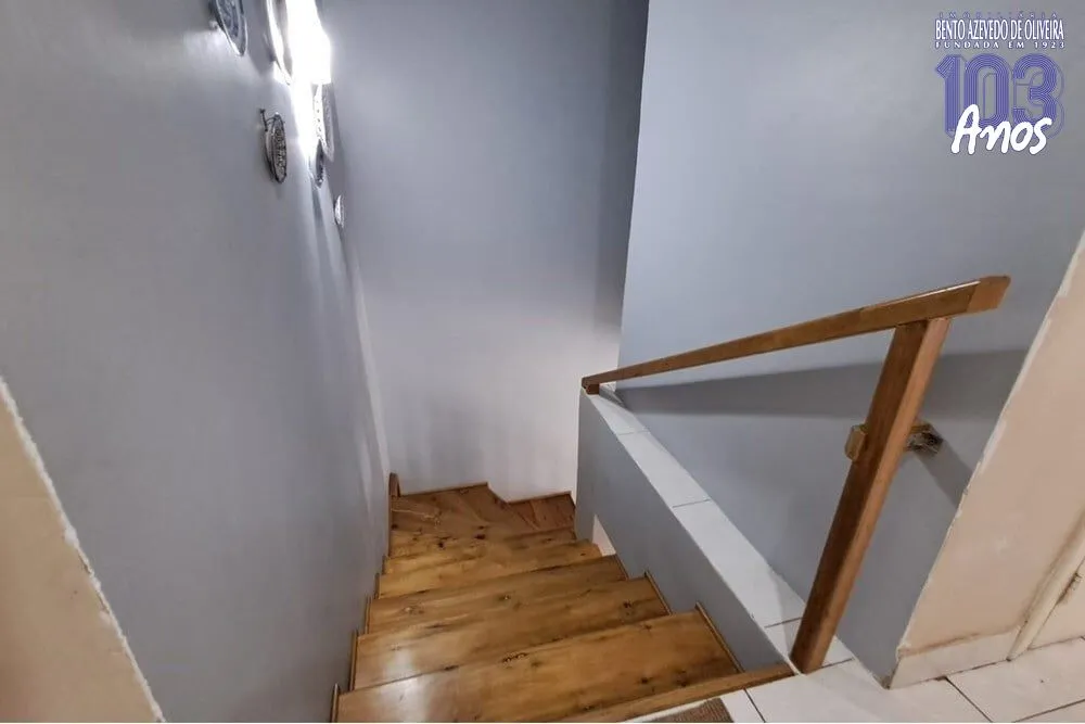 Casa, 3 quartos, 215 m² - Foto 2