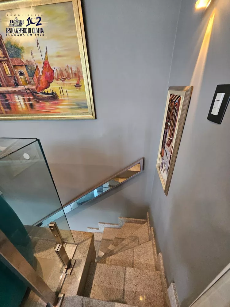 Cobertura, 3 quartos, 208 m² - Foto 1