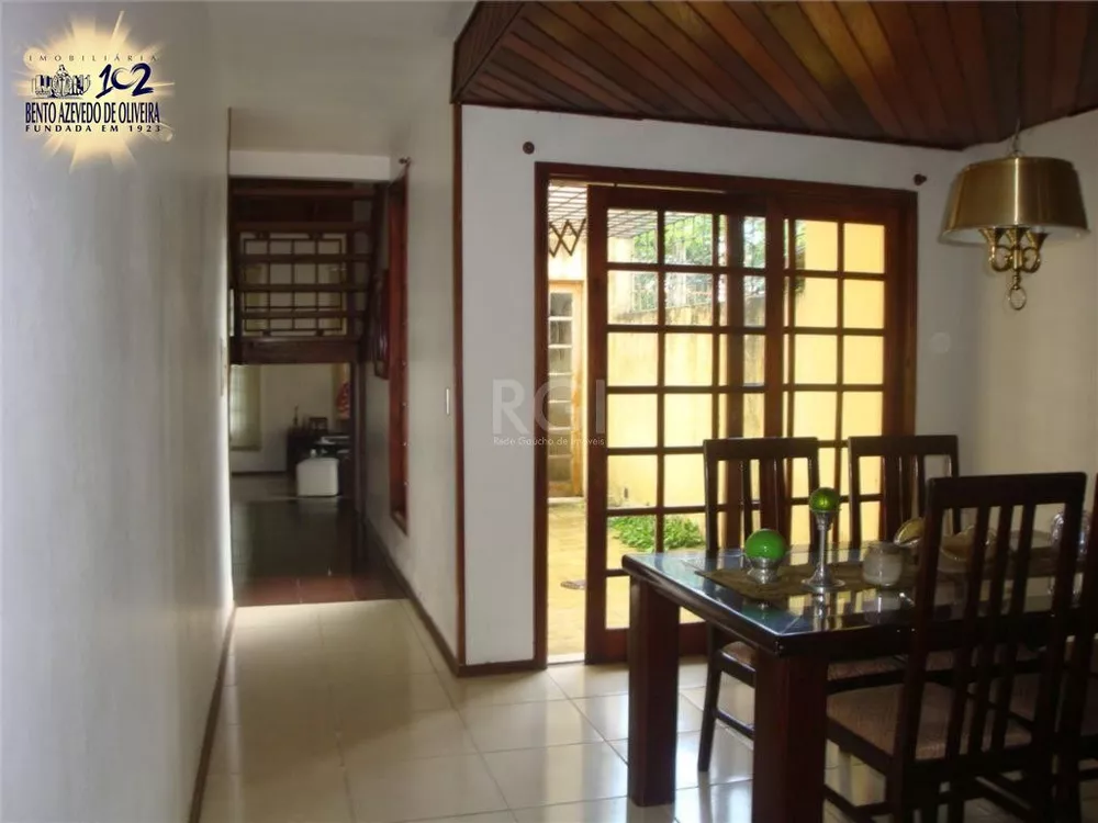 Casa, 4 quartos, 240 m² - Foto 3