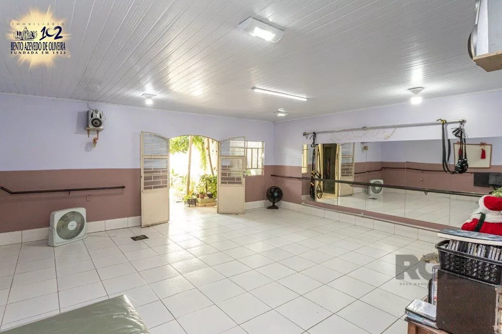 Casa, 5 quartos, 285 m² - Foto 1