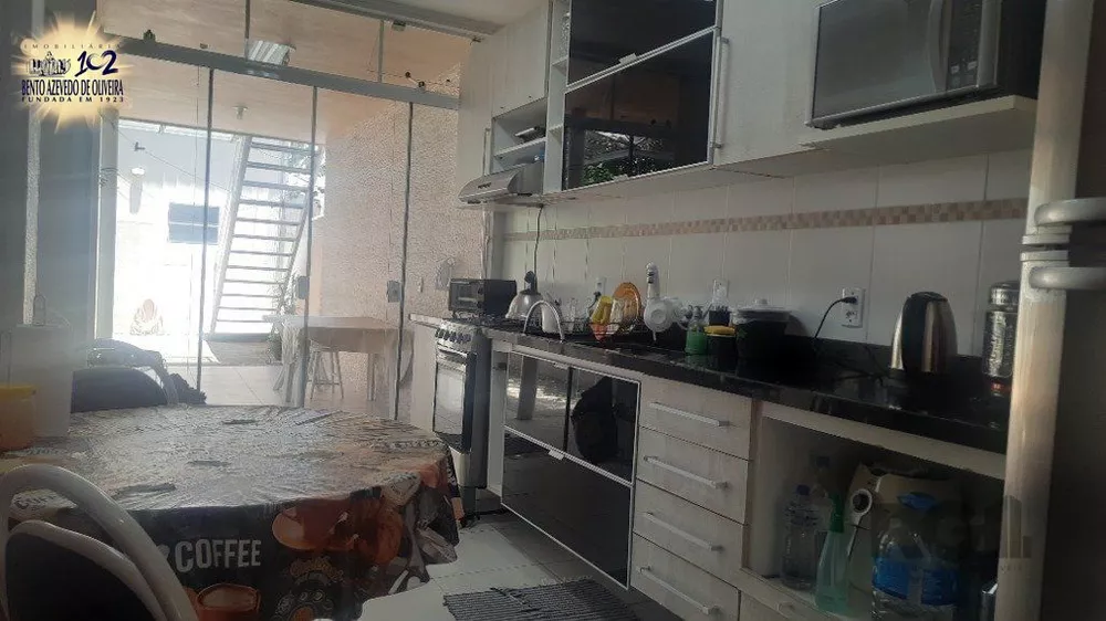 Casa, 3 quartos, 200 m² - Foto 6