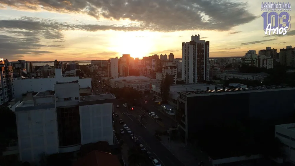 Apartamento, 2 quartos, 70 m² - Foto 2