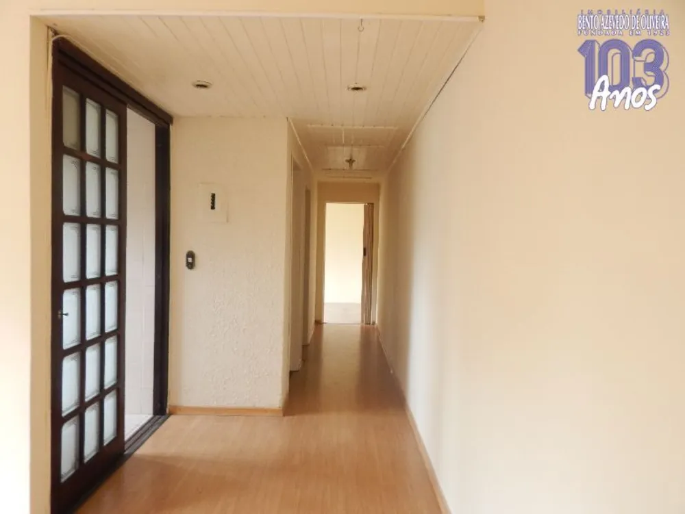 Casa, 3 quartos, 211 m² - Foto 1