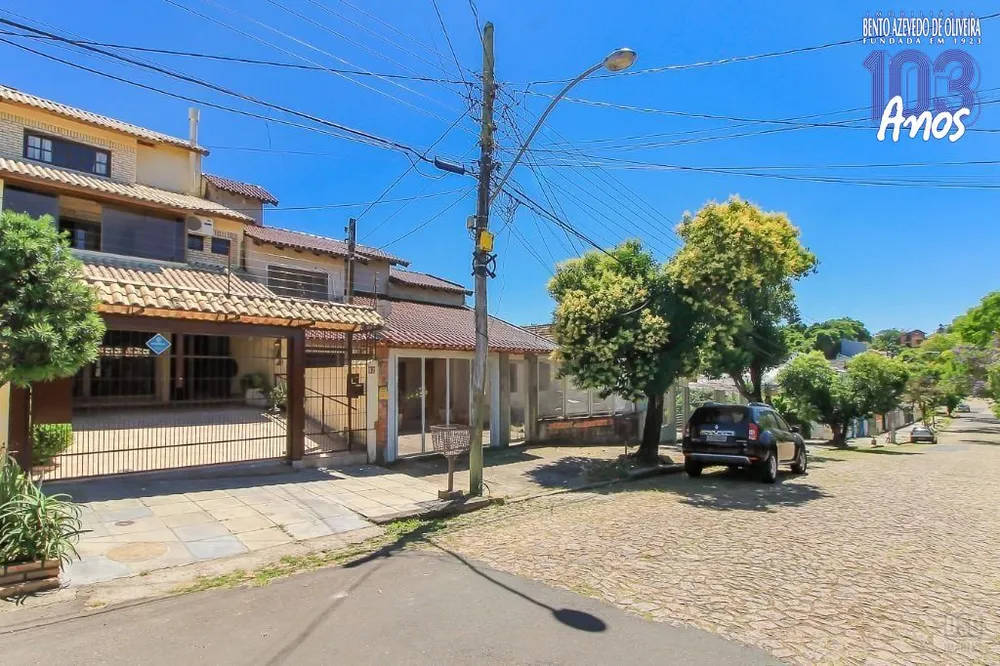 Casa, 3 quartos, 198 m² - Foto 1