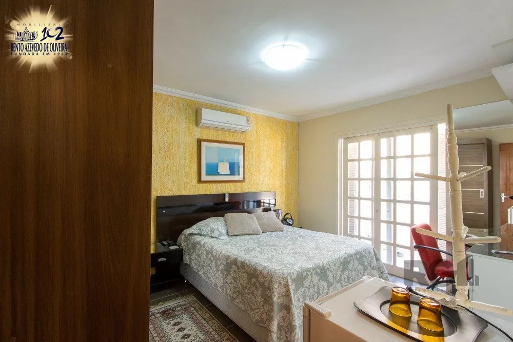 Casa, 4 quartos, 285 m² - Foto 2