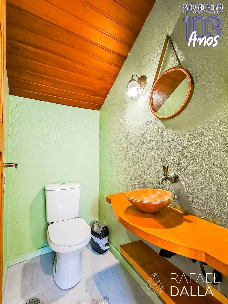Casa, 4 quartos, 210 m² - Foto 1