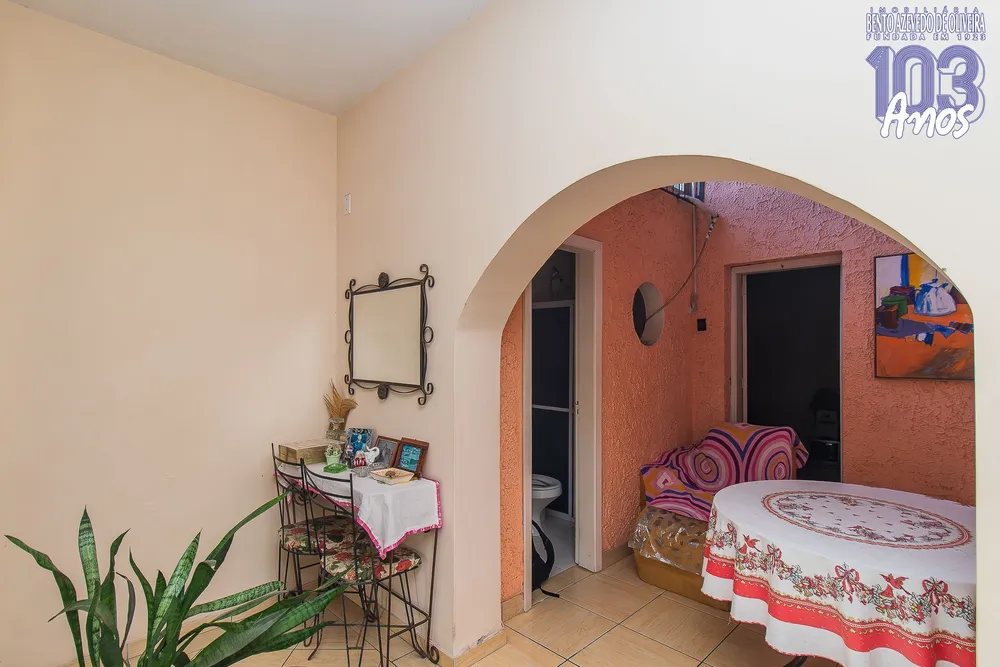 Casa, 4 quartos, 330 m² - Foto 2