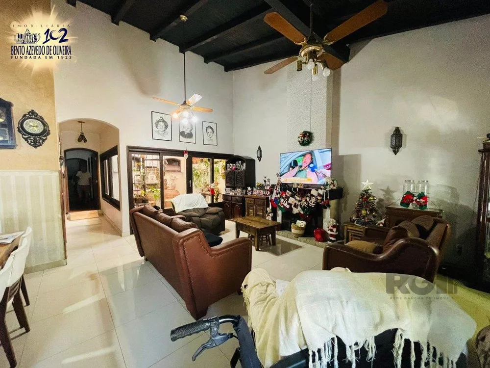 Casa, 3 quartos, 200 m² - Foto 2