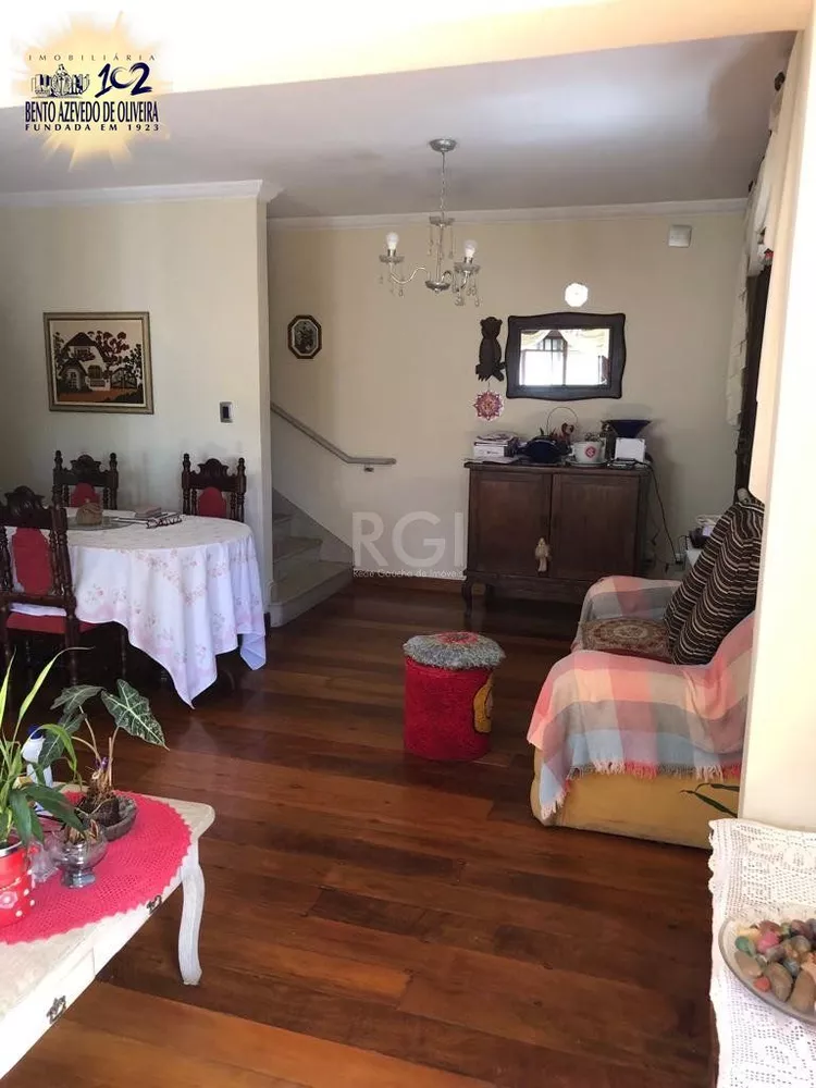 Casa, 4 quartos, 225 m² - Foto 2