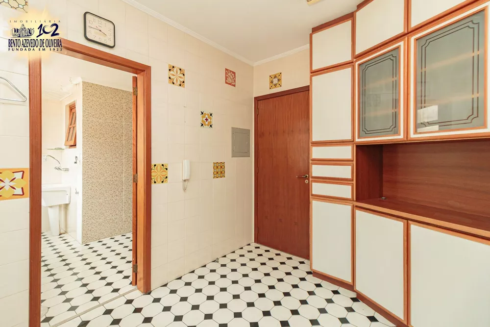 Apartamento, 3 quartos, 145 m² - Foto 2