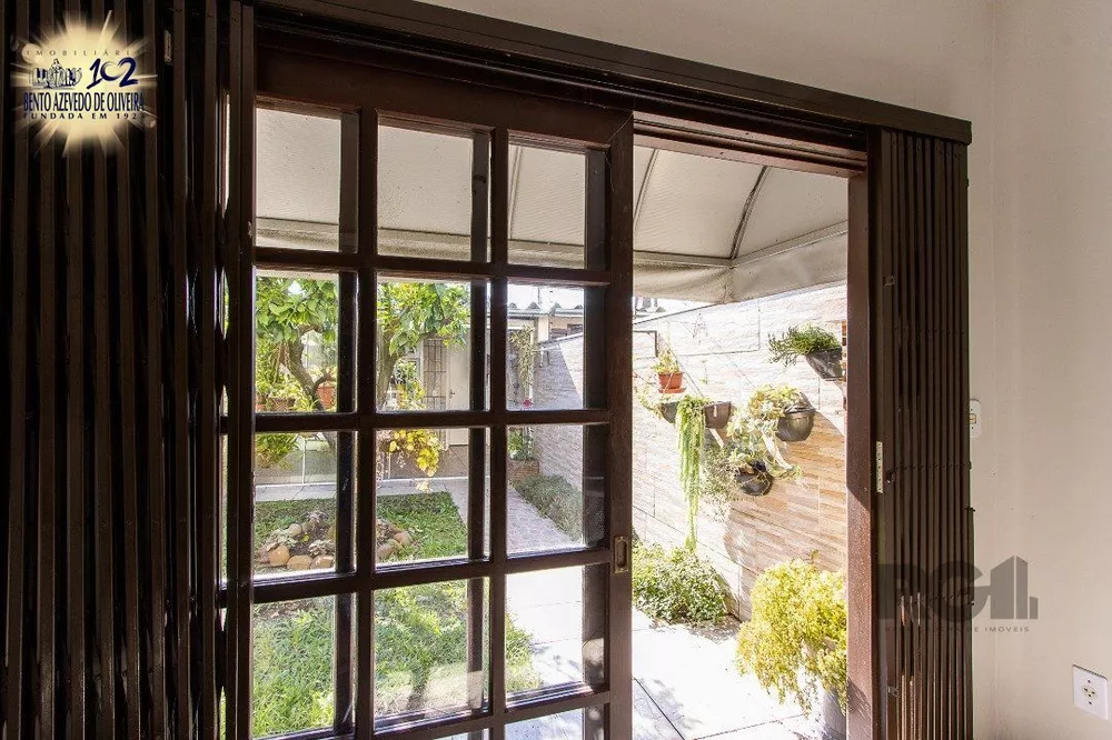 Casa, 3 quartos, 202 m² - Foto 1