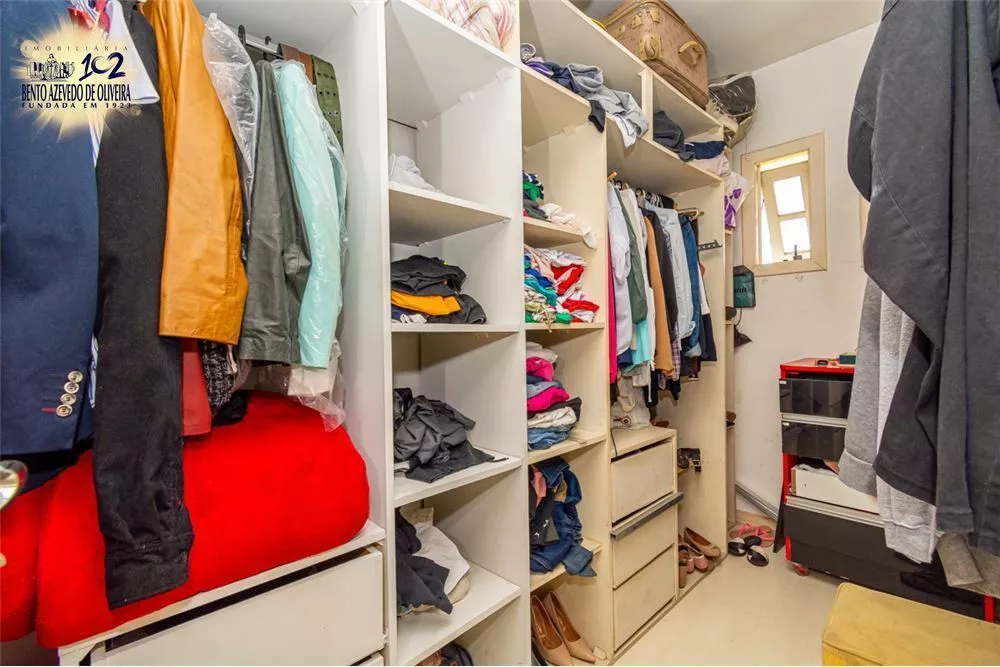 Casa, 4 quartos, 294 m² - Foto 3