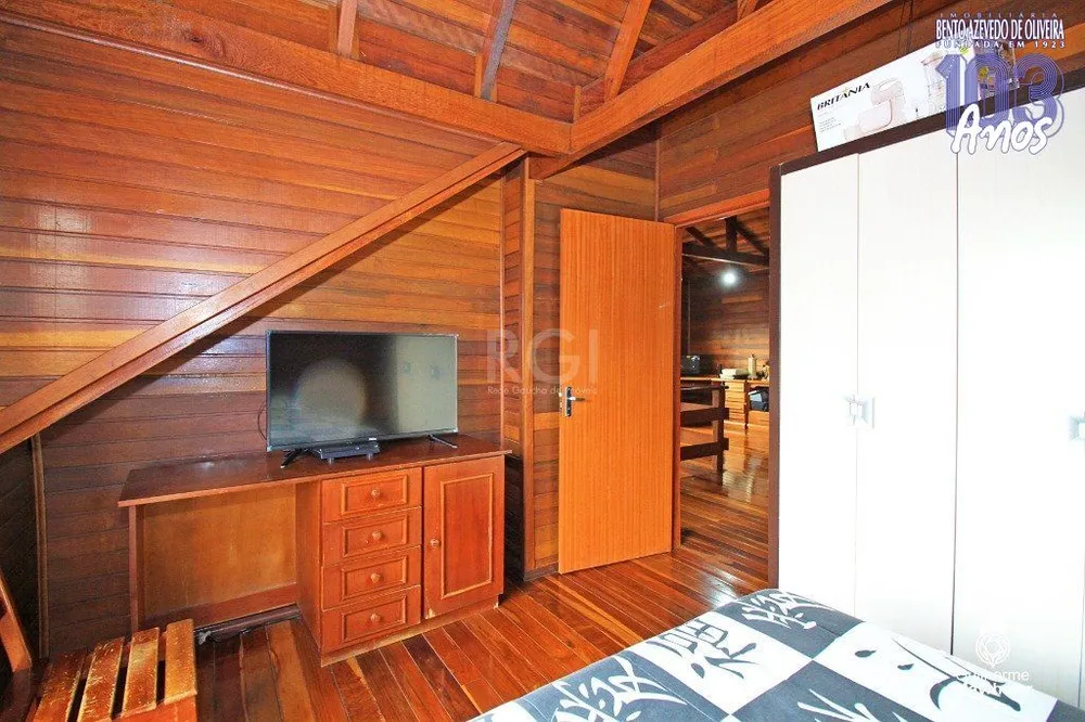 Casa, 3 quartos, 235 m² - Foto 3