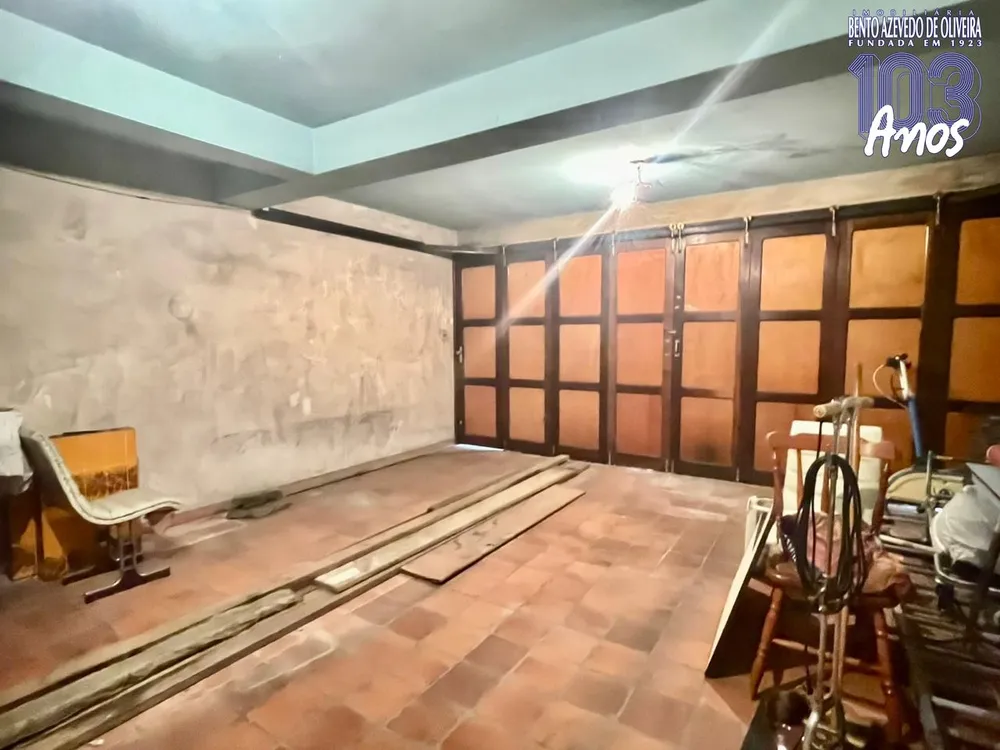 Casa, 4 quartos, 228 m² - Foto 1