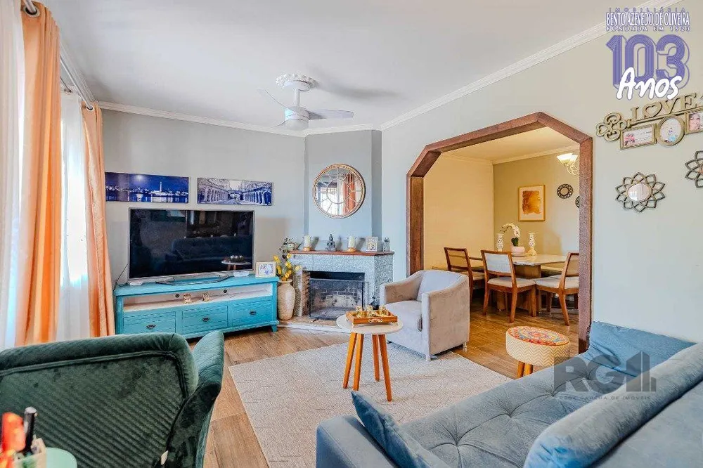 Casa, 3 quartos, 234 m² - Foto 1