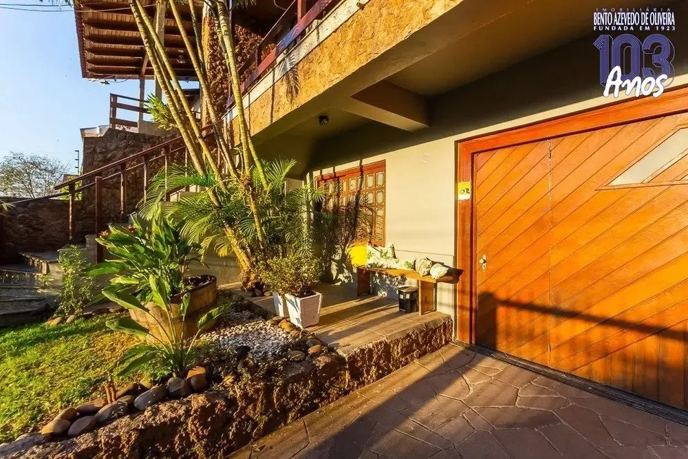 Casa, 6 quartos, 360 m² - Foto 1