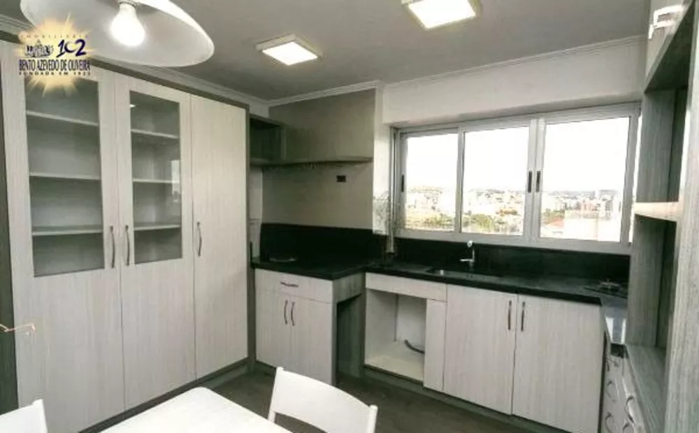 Cobertura, 3 quartos, 202 m² - Foto 2