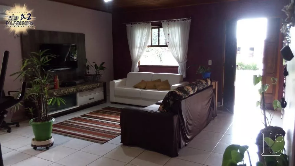 Casa, 2 quartos, 223 m² - Foto 1