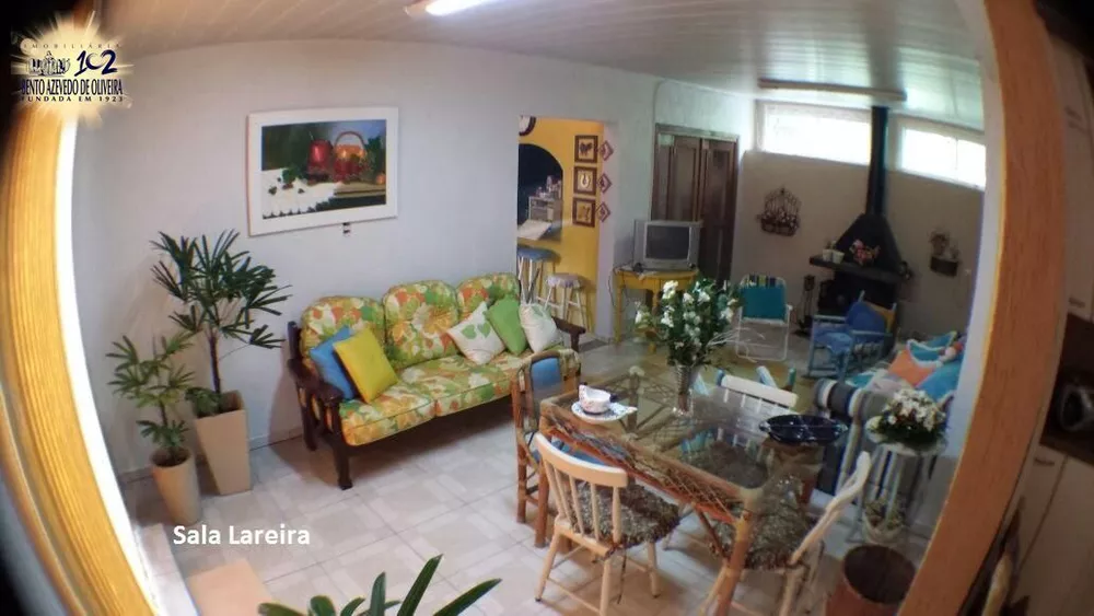 Casa, 3 quartos, 232 m² - Foto 2