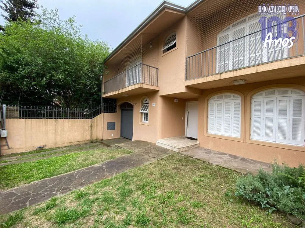 Casa, 4 quartos, 265 m² - Foto 1