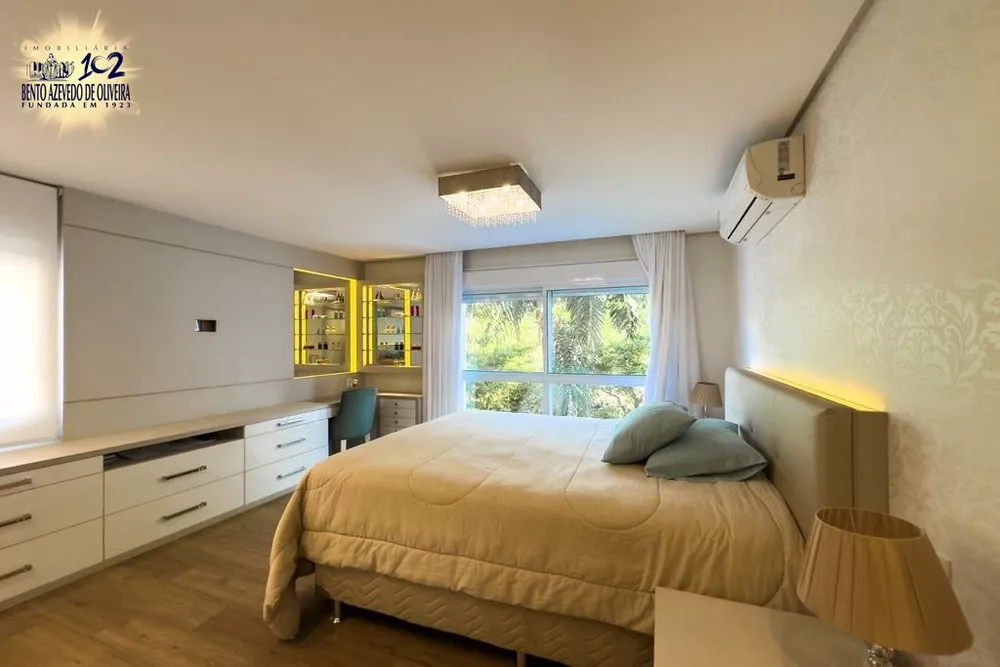 Apartamento, 3 quartos, 258 m² - Foto 2