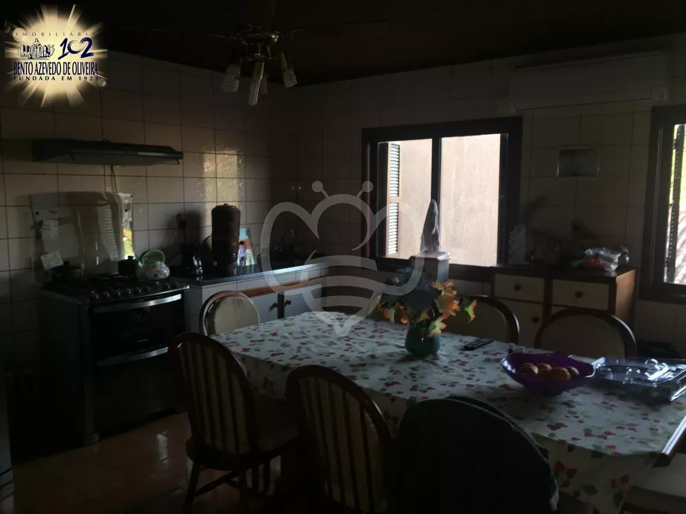 Casa, 4 quartos, 265 m² - Foto 1