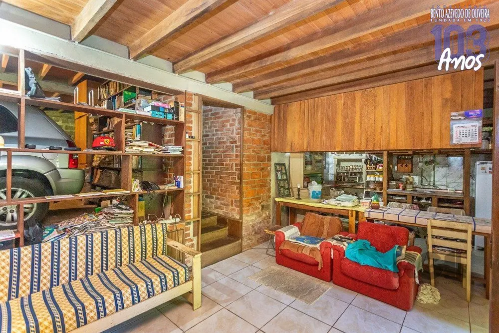 Casa, 4 quartos, 389 m² - Foto 1