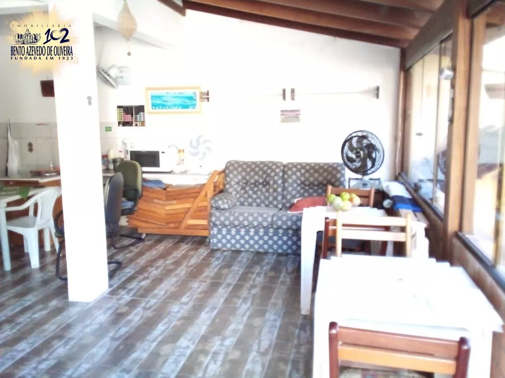 Casa, 4 quartos, 259 m² - Foto 2