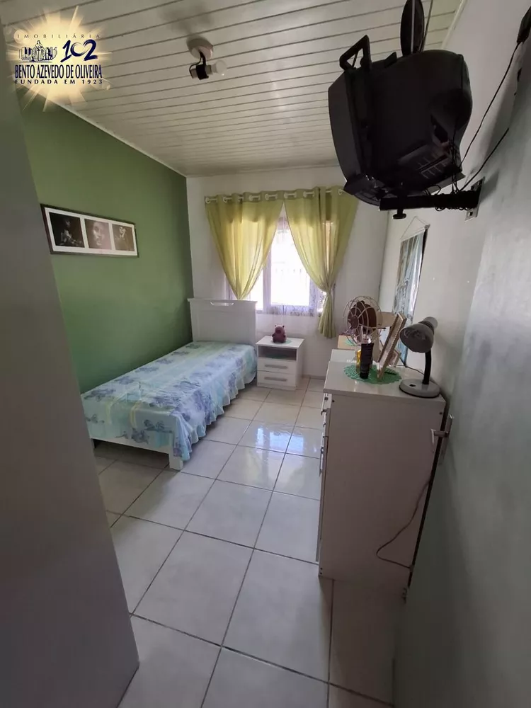 Casa, 4 quartos, 190 m² - Foto 1