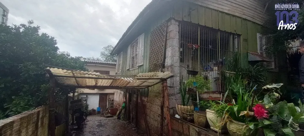 Casa, 2 quartos, 180 m² - Foto 1