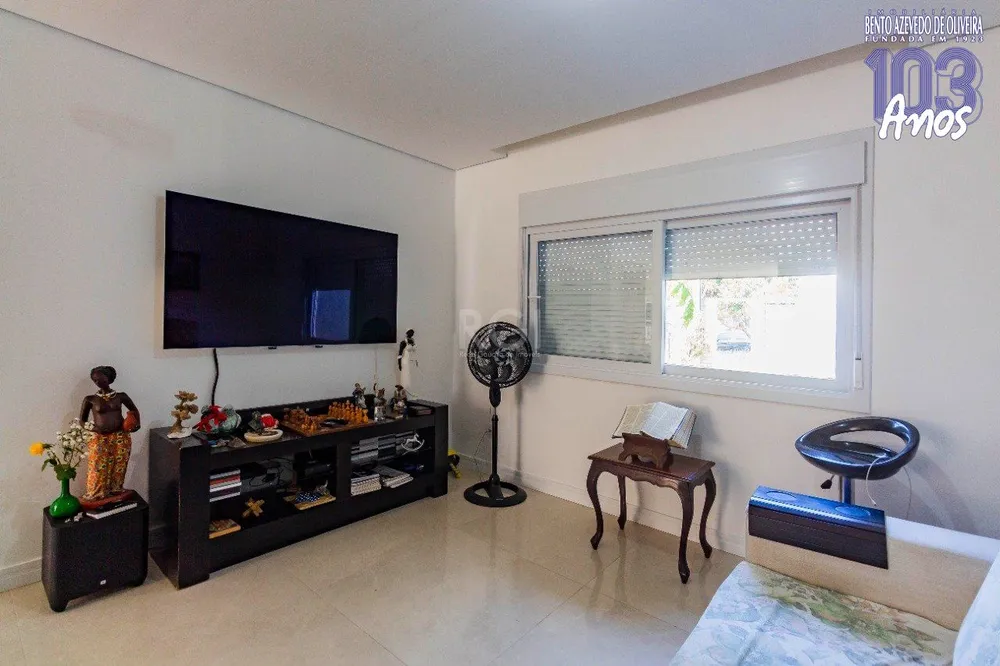 Casa, 3 quartos, 252 m² - Foto 1