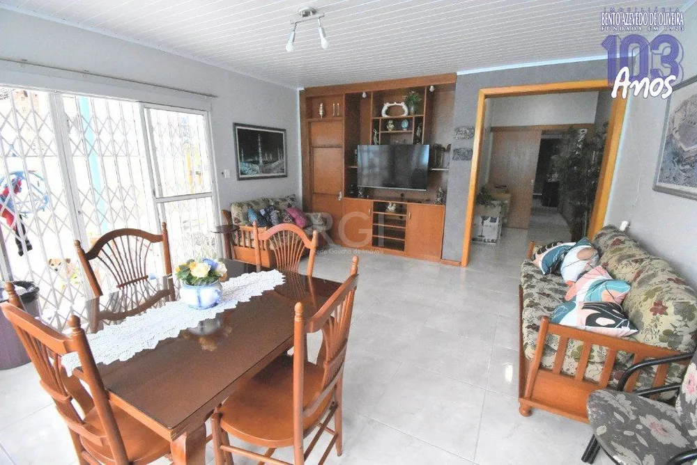 Casa, 4 quartos, 270 m² - Foto 1