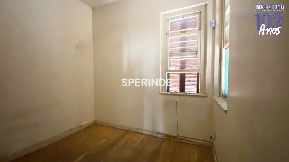 Casa, 9 quartos, 237 m² - Foto 5