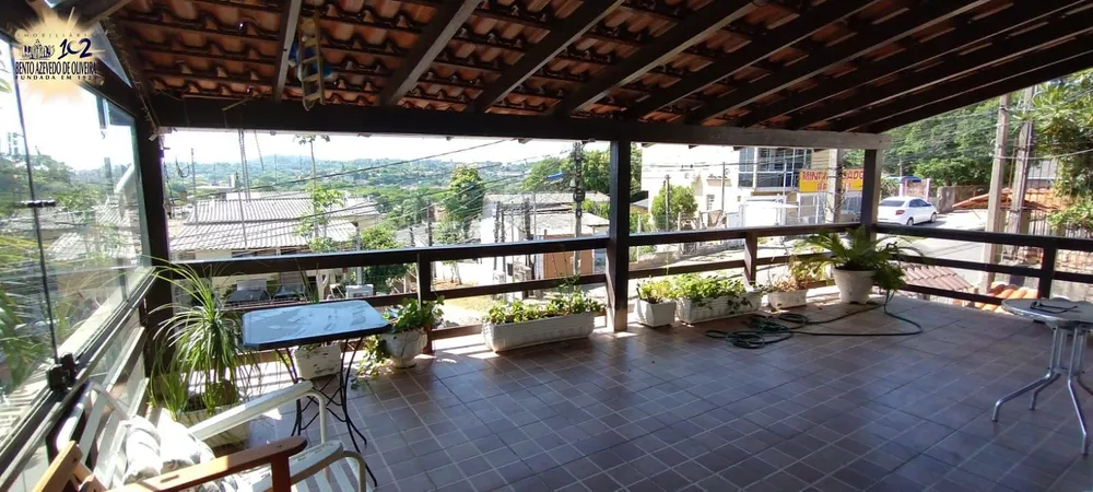 Casa, 3 quartos, 200 m² - Foto 2