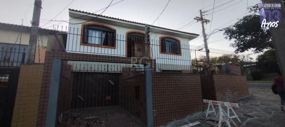 Casa, 4 quartos, 380 m² - Foto 1