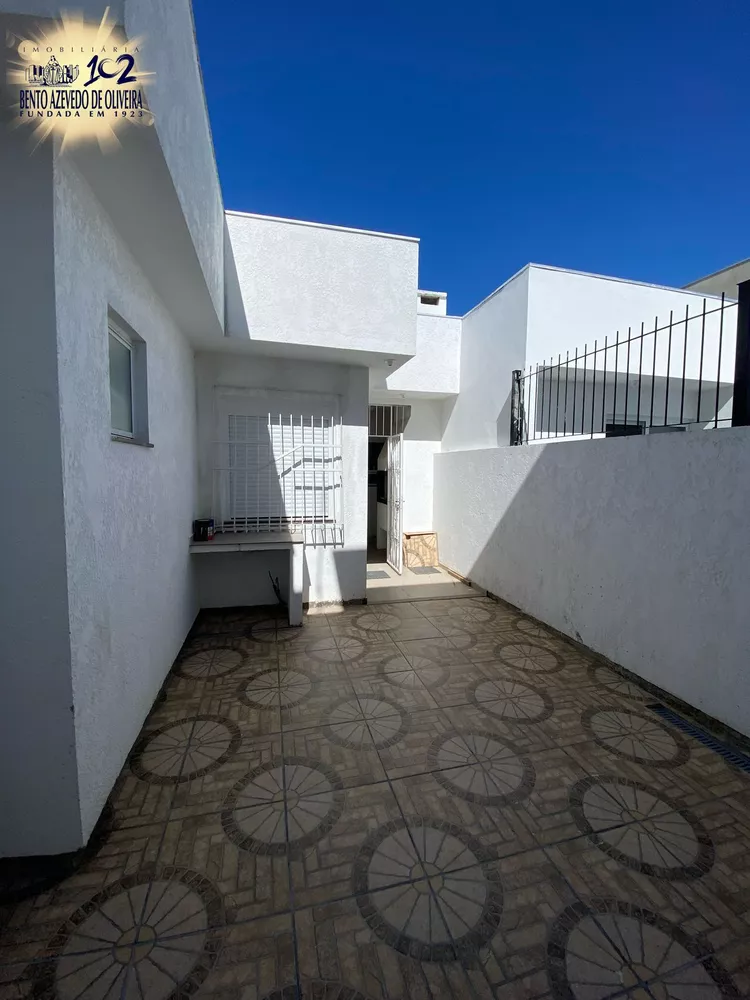 Casa, 2 quartos, 70 m² - Foto 1