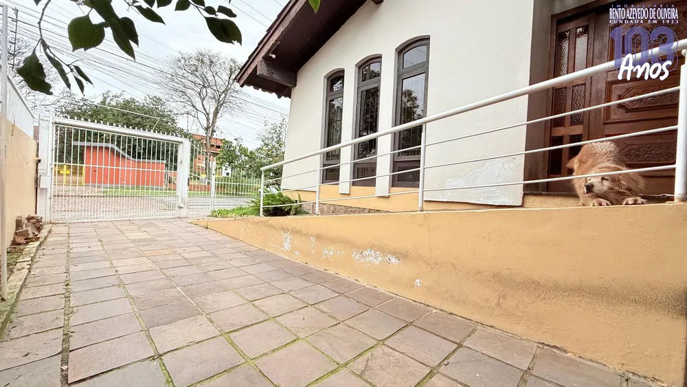 Casa, 4 quartos, 260 m² - Foto 1