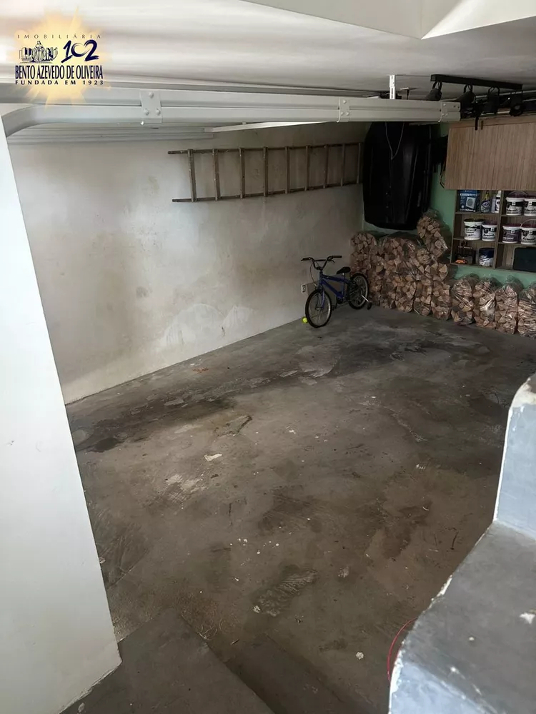 Casa, 3 quartos, 241 m² - Foto 3
