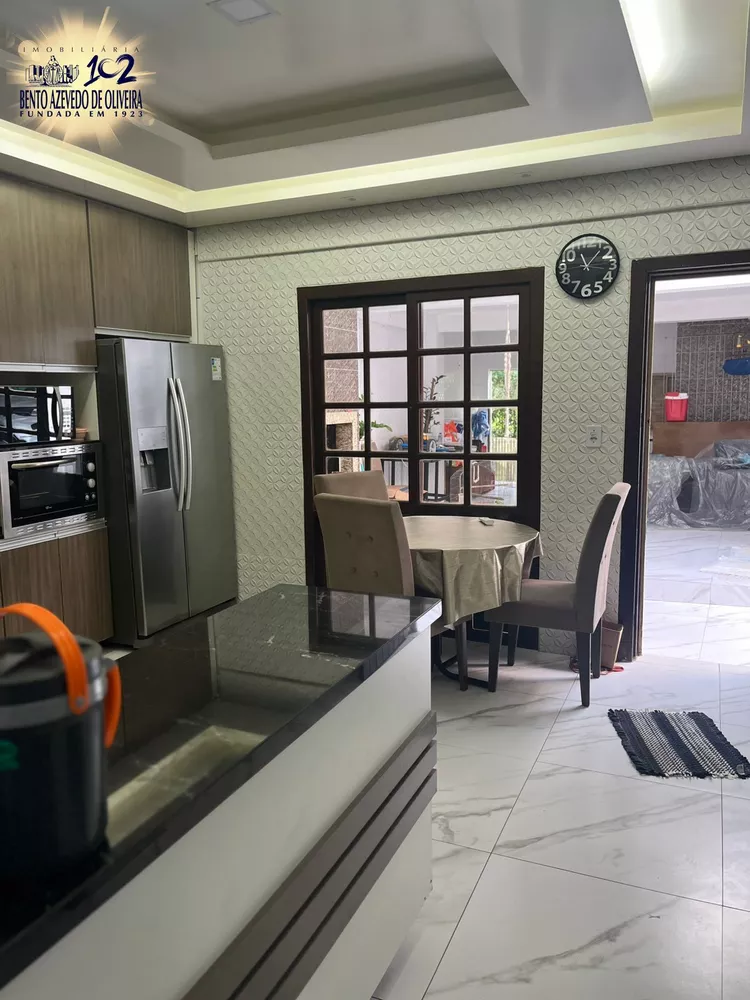 Casa, 3 quartos, 250 m² - Foto 8