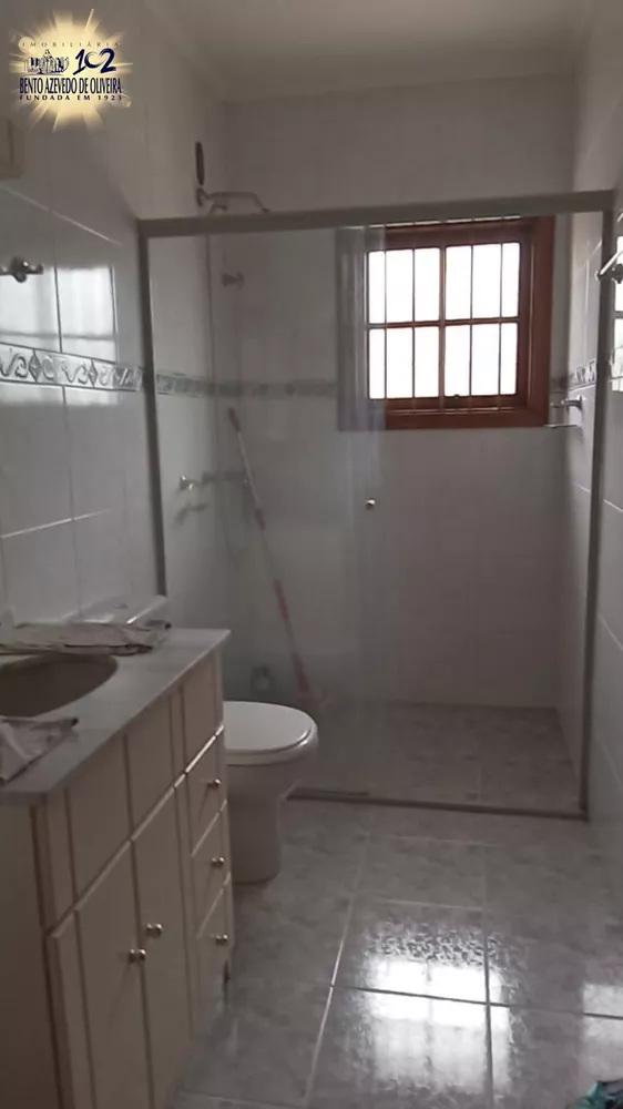 Casa, 3 quartos, 191 m² - Foto 2
