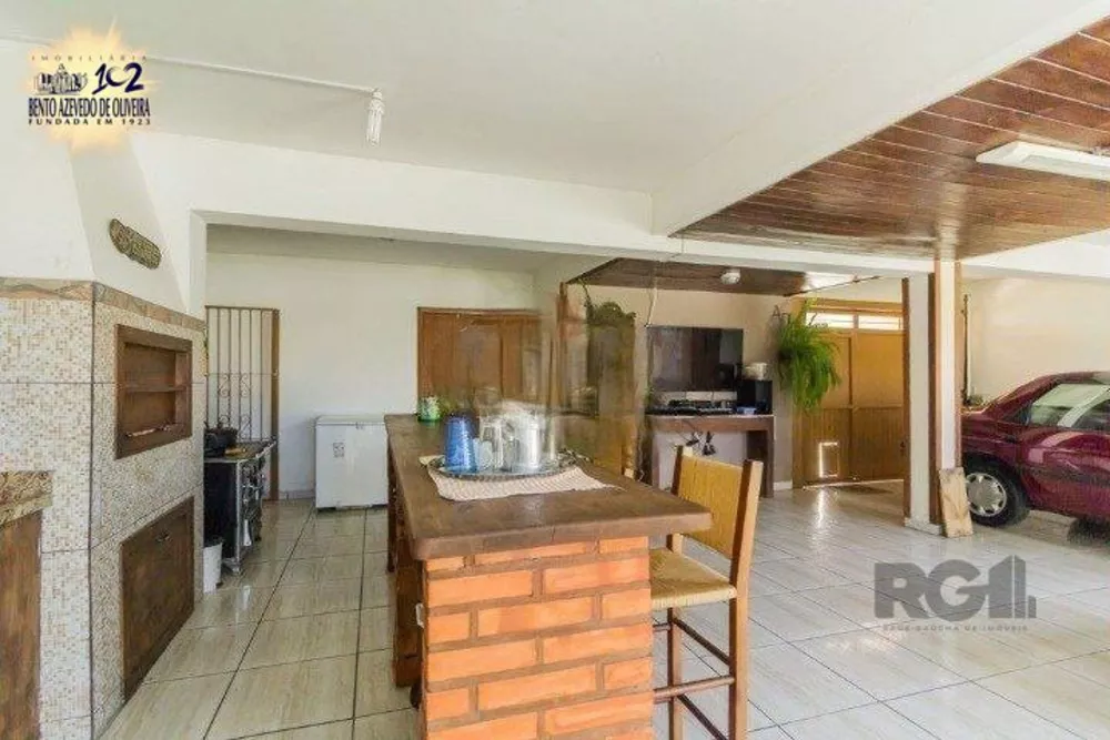 Casa, 3 quartos, 216 m² - Foto 1