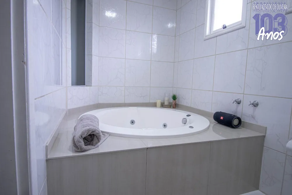 Casa, 3 quartos, 216 m² - Foto 8