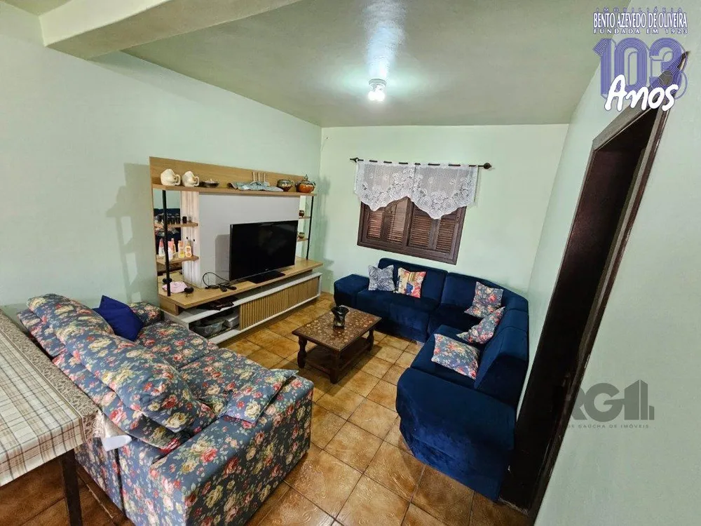 Casa, 4 quartos, 220 m² - Foto 1