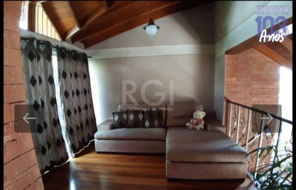 Casa, 3 quartos, 209 m² - Foto 1
