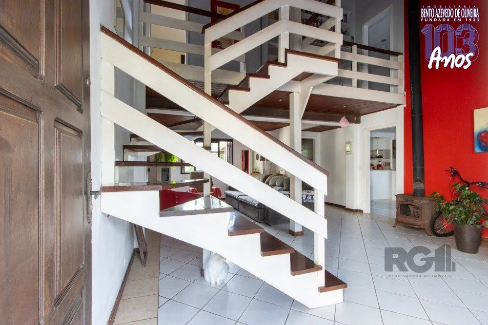 Casa, 3 quartos, 179 m² - Foto 1