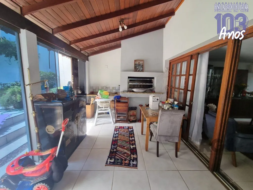 Casa, 3 quartos, 246 m² - Foto 2