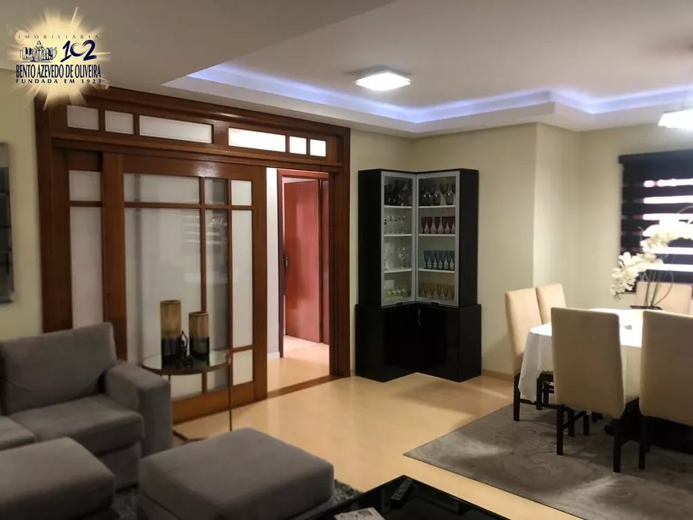 Apartamento, 3 quartos, 130 m² - Foto 2