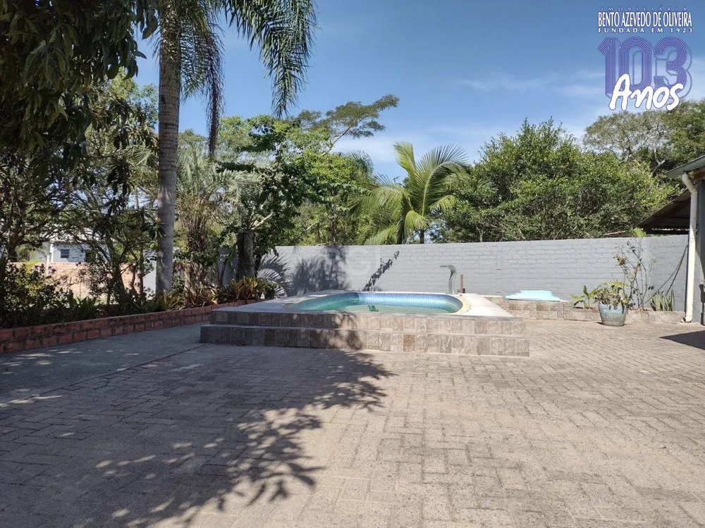 Chácara, 3 quartos, 1979 m² - Foto 1