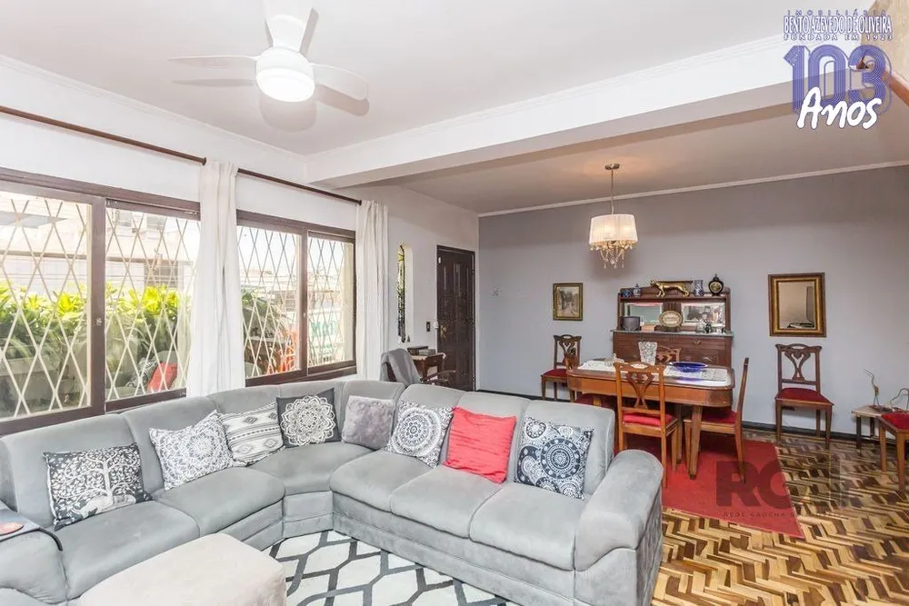 Casa, 3 quartos, 210 m² - Foto 1
